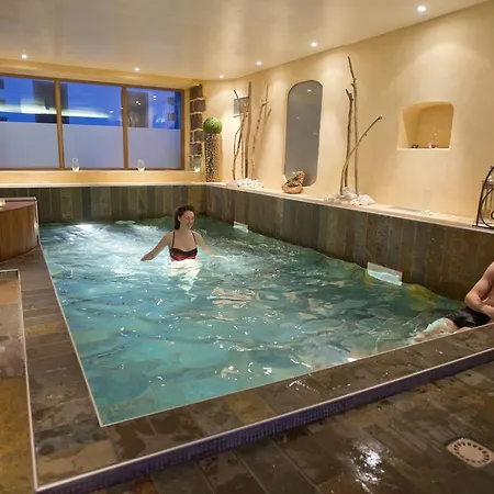 Mendi Alde Hotel Osses