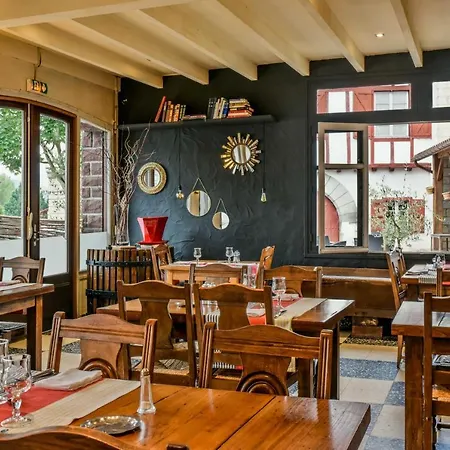 Mendi Alde Hotel