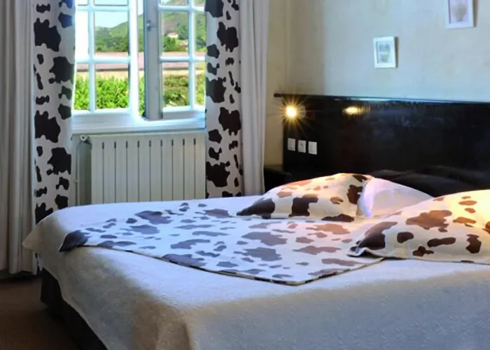 Hotel Mendi Alde Ossès